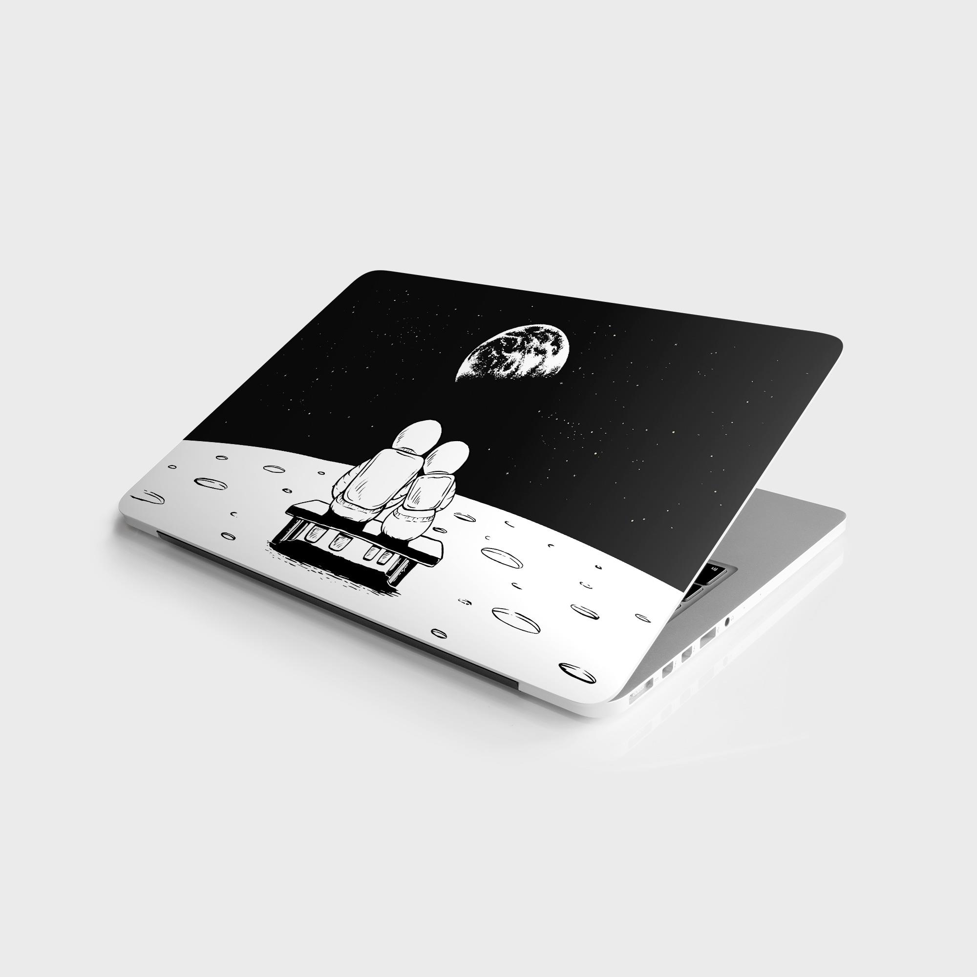 Laptop%20Sticker%20Bilgisayar%20Notebook%20Pc%20Kaplama%20Etiketi%20Dünya%20Astronot